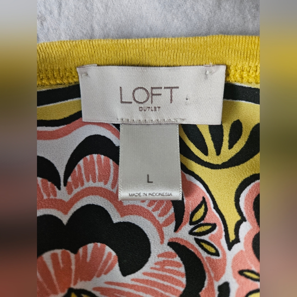LOFT Sleeveless Floral Silky Yellow & Pink Tank Top | SZ L - Picture 6 of 7